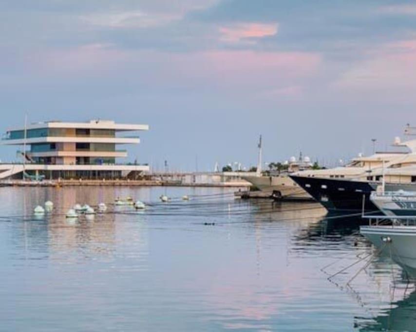 Apartamento En La Playa Las Arenas +Wifi+Ac Valencia Buitenkant foto