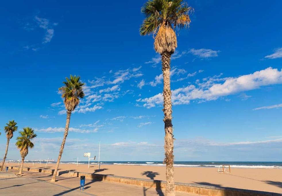 Apartamento En La Playa Las Arenas +Wifi+Ac Valencia Buitenkant foto